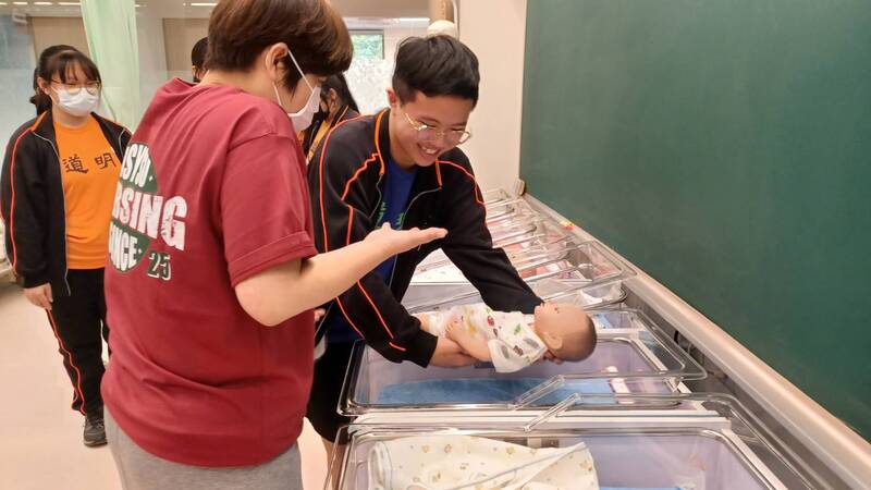 115.04.01道明高中學生參訪｜護理體驗日圖片