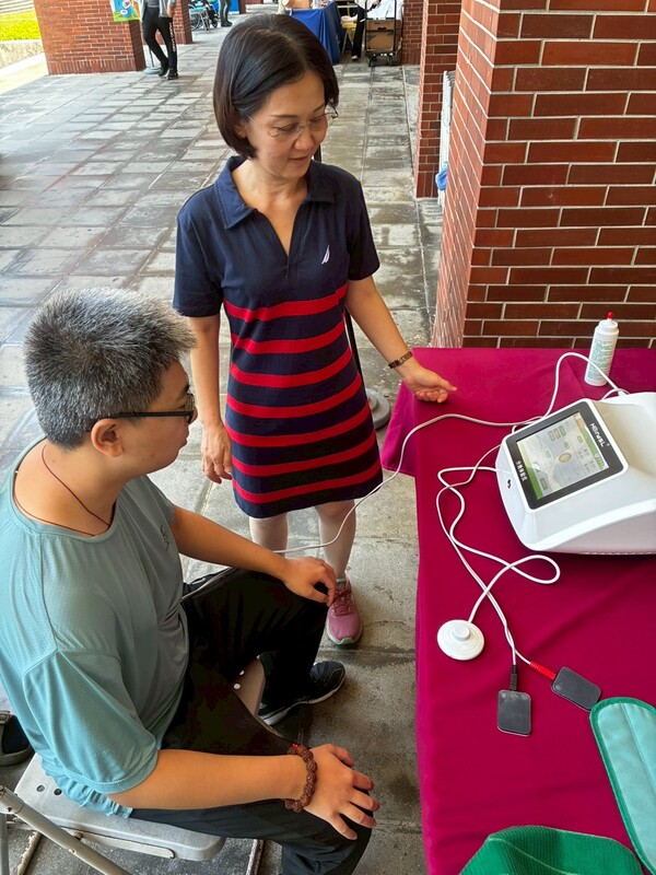 The inaugural Nursing Week (May 19–21, 2026) concluded successfully, showcasing nursing professionalism and a humanistic touch.Image