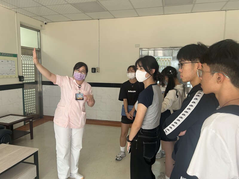 114.11.24 高雄國軍總醫院護理部參訪圖片