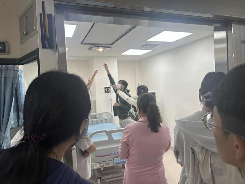114.11.24 高雄國軍總醫院護理部參訪圖片