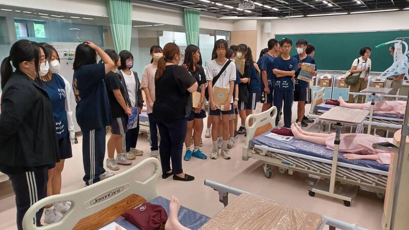 114.09.15台南南寧高中學生來訪_學系宣導圖片