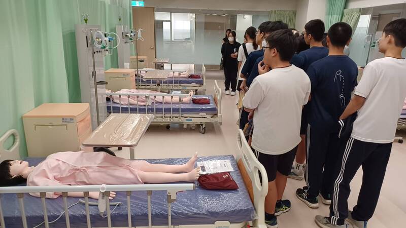 114.09.15台南南寧高中學生來訪_學系宣導圖片