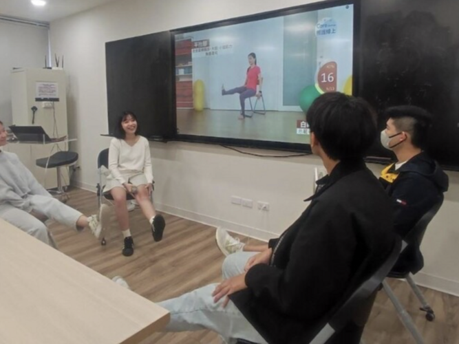 Interactive learning environment and course designImage