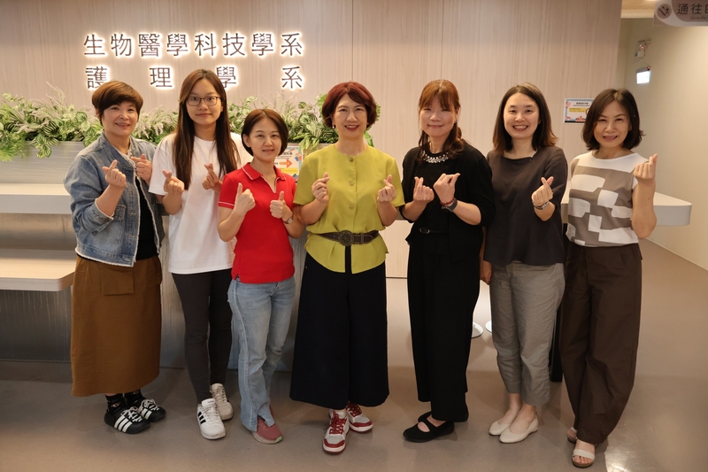 115.06.15美國凱斯西儲大學蕭照彬副教授交流討論圖片