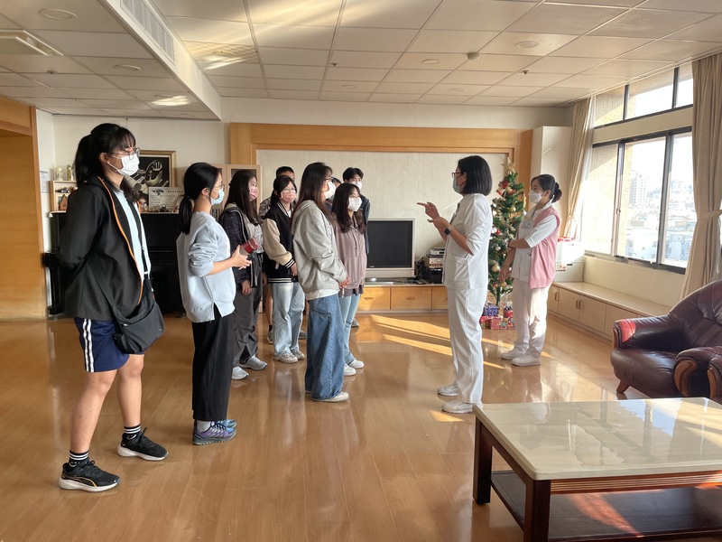114.11.24 高雄醫學大學附設醫院護理部參訪圖片